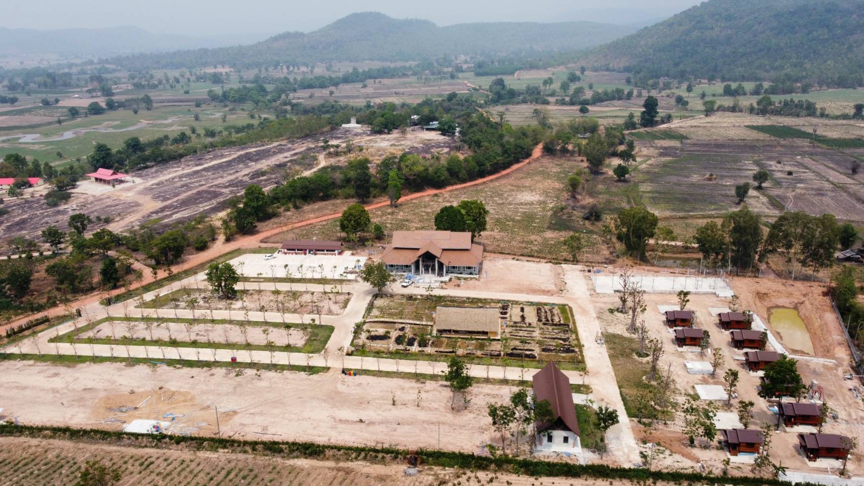 ภาพทางอากาศการก่อสร้างวัด
